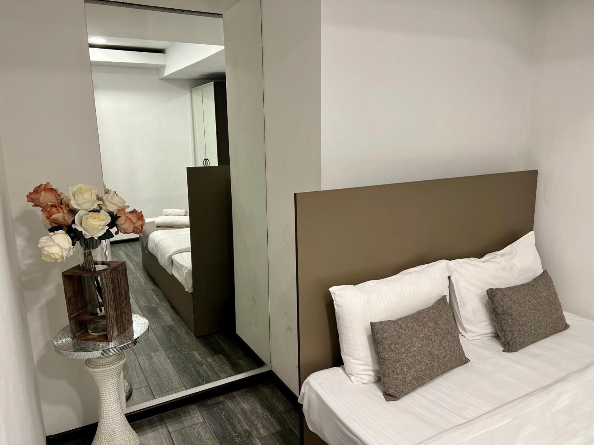 Yvn Tumanyan Apart-Hotel Yerevan Exterior photo